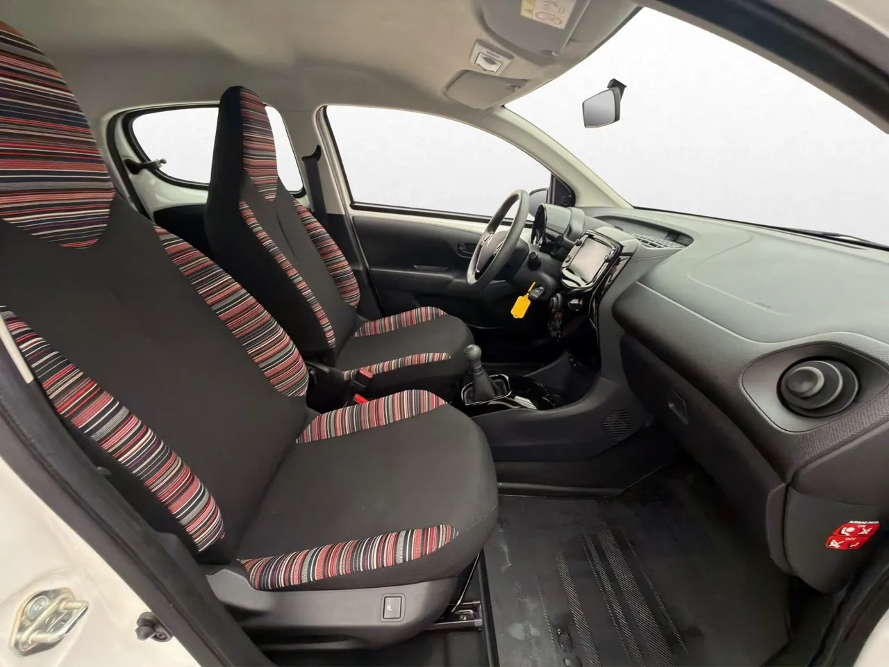 Vehicle image 20