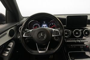 Mercedes GLC220 bild 9