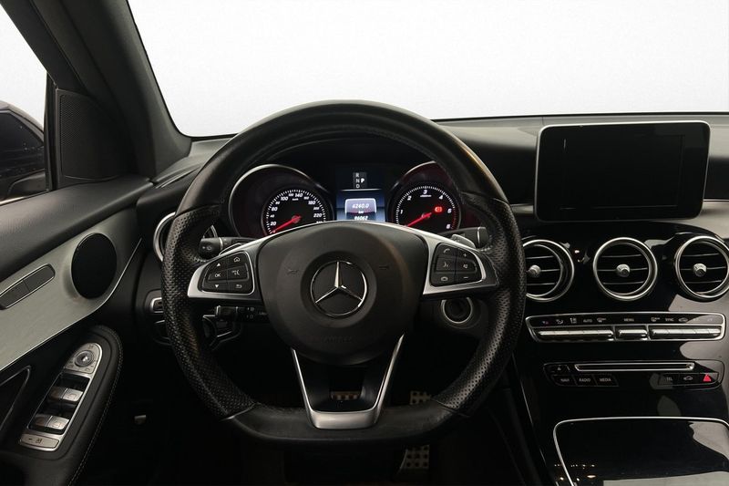 Mercedes GLC220 bild 9