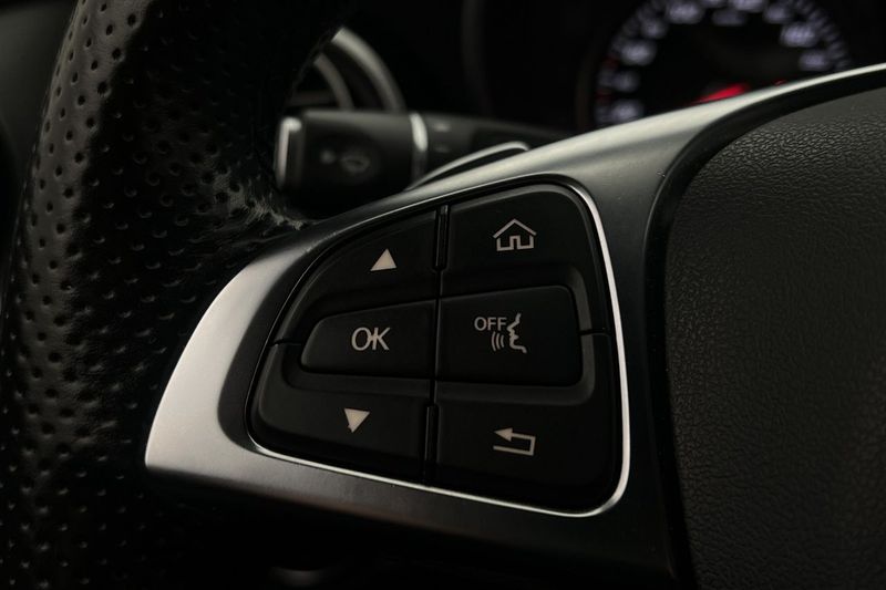 Mercedes GLC220 bild 10