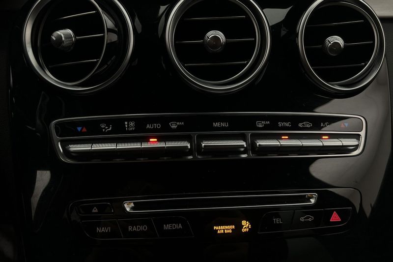 Mercedes GLC220 bild 16