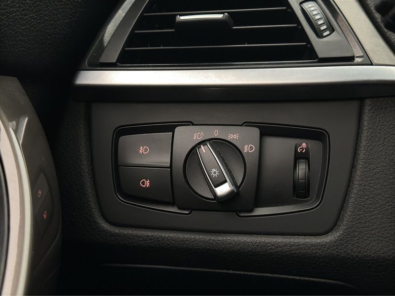 BMW 320 bild 13
