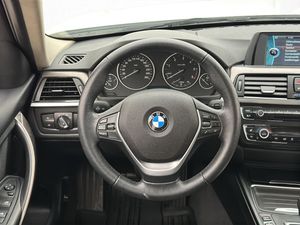 BMW 320 bild 12