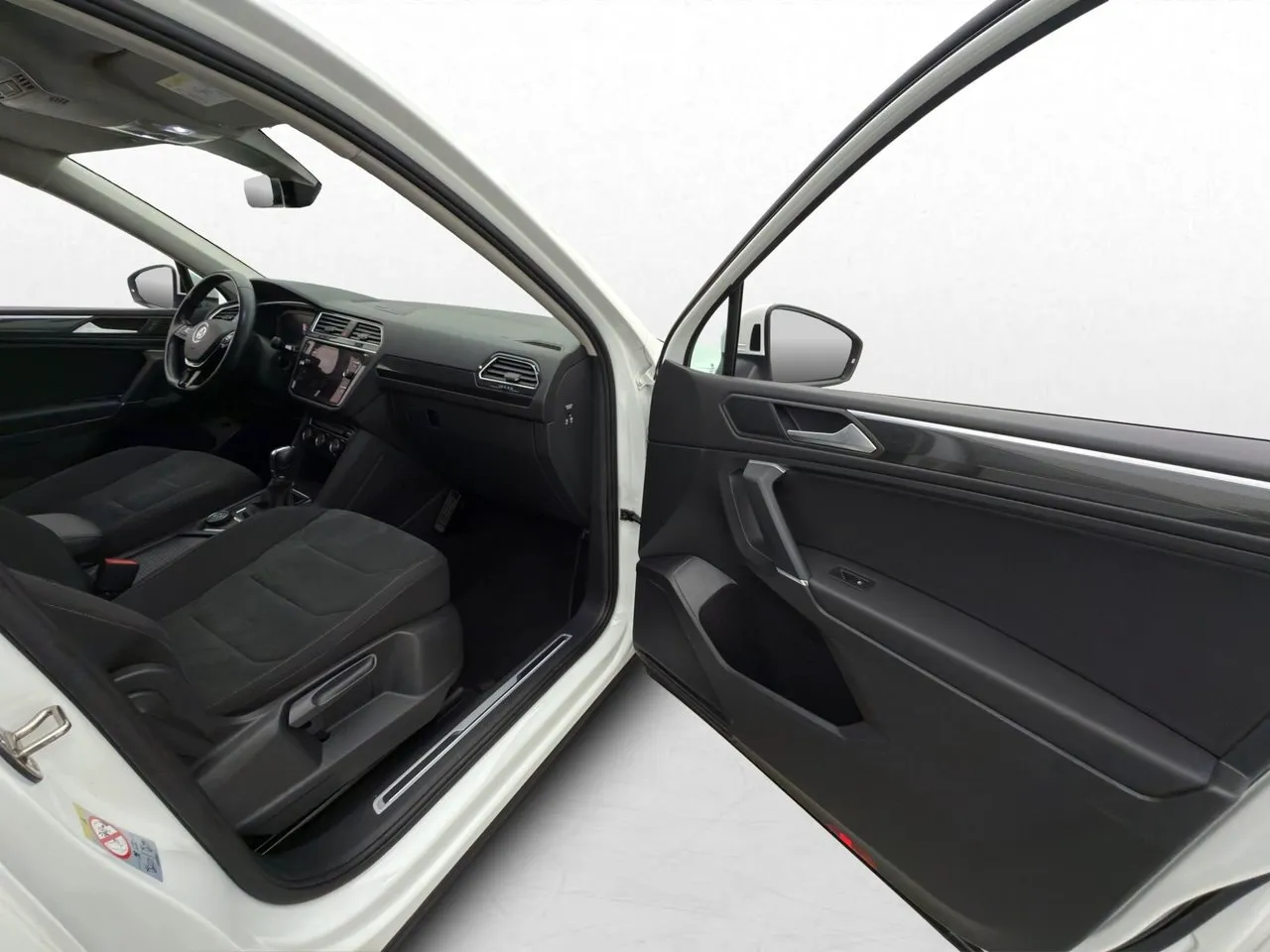 Vehicle image 21