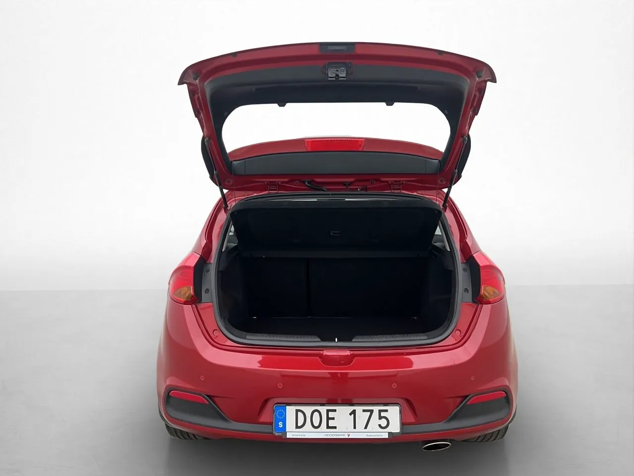 Vehicle image 22