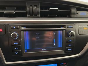 Toyota Auris bild 23
