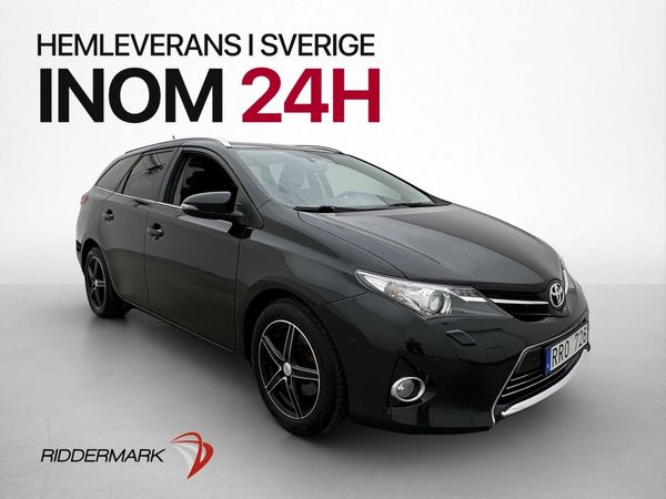 Toyota Auris Touring 124hk Executive Kamera Navi Halvskinn - 2013