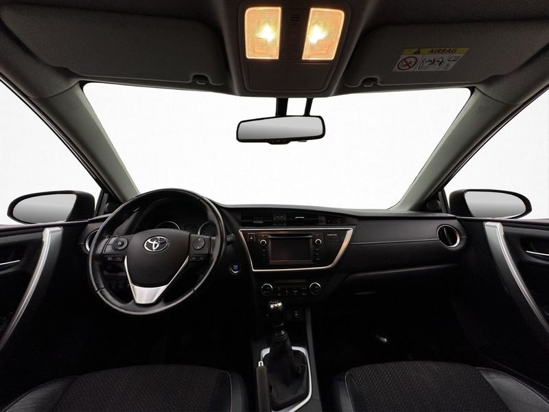 Toyota Auris bild 12
