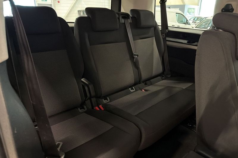 Peugeot Traveller bild 16