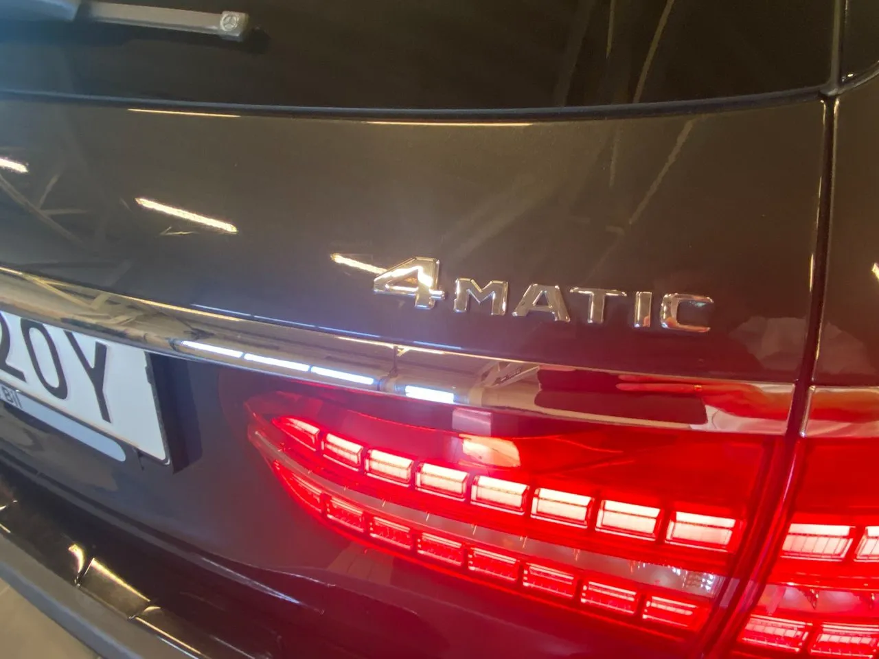 Vehicle image 21
