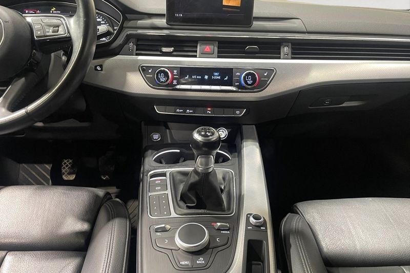 Audi A4 bild 12
