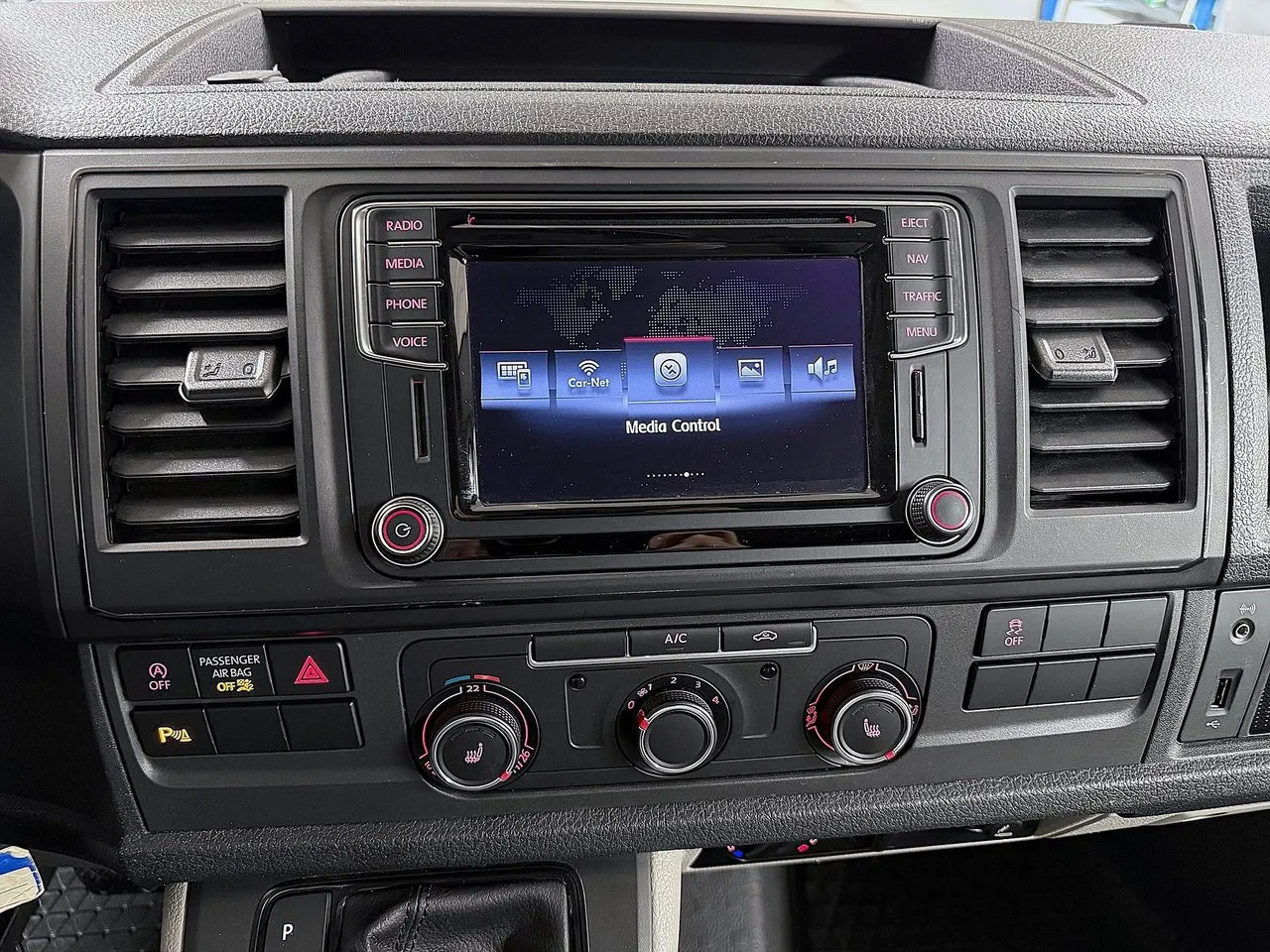 Vehicle image 20