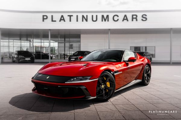 Ferrari 12Cilindri 2026 / ROSSO MAGMA / V12 / CARBON / PANORAMA / LEASEBAR - 2026
