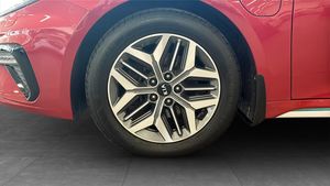 Kia Optima bild 9