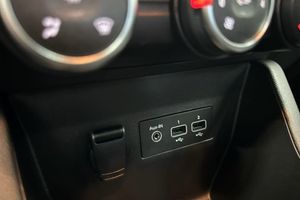 Renault Clio bild 15