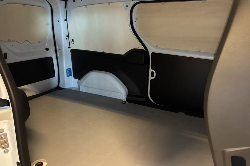 Mercedes eCitan bild 16