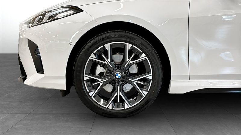 BMW 120 bild 9