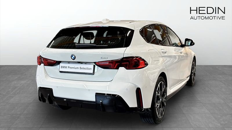 BMW 120 bild 2