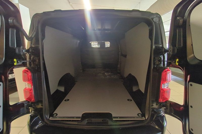 Opel Vivaro bild 7