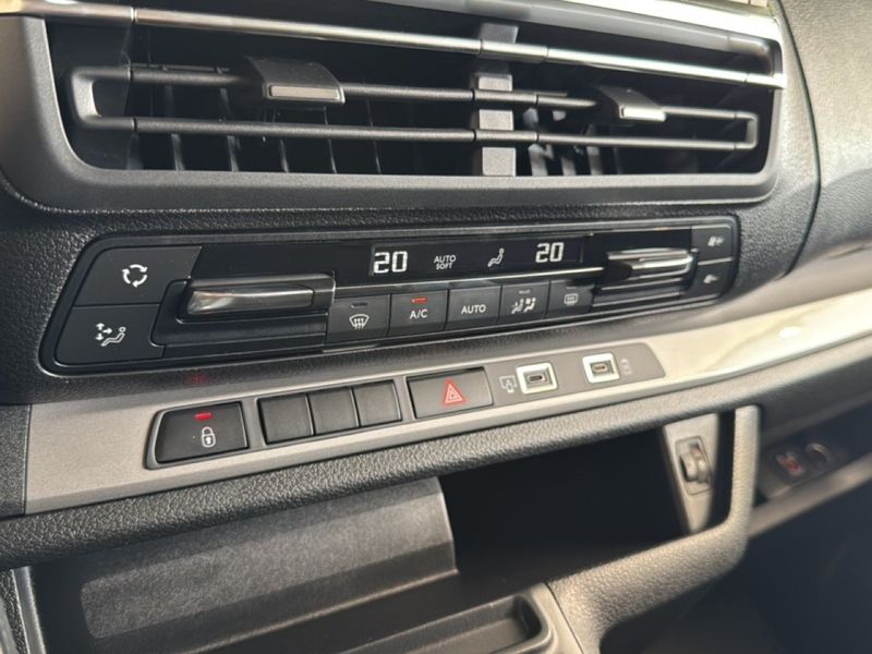 Peugeot Traveller bild 13