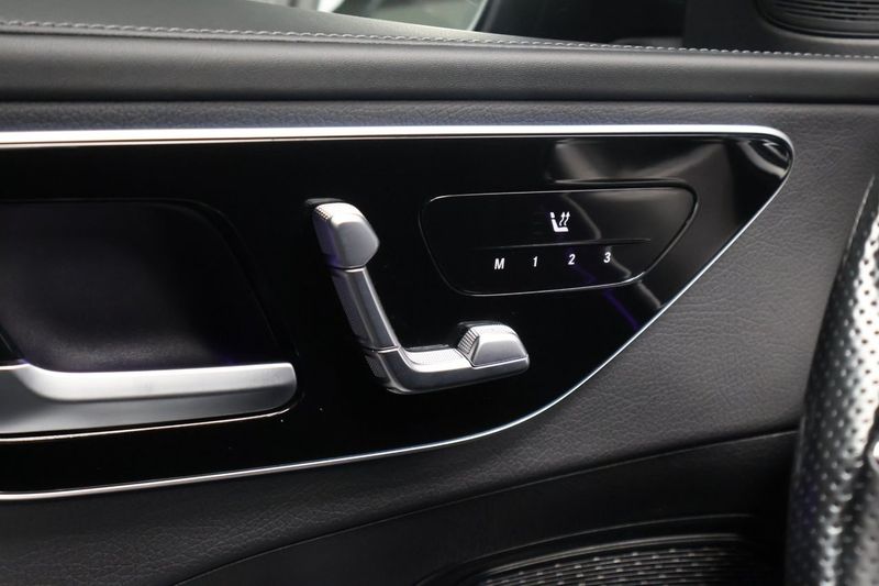Mercedes C300 bild 16
