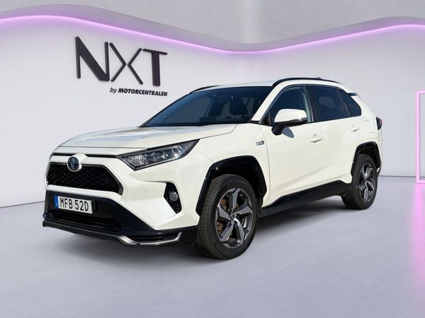 Toyota RAV4 Laddhybrid Launch Edt./PHEV/AWD/V-hjul/Drag 3,99% - 2020