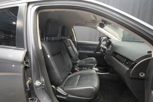 Mitsubishi Outlander bild 16