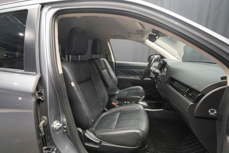Mitsubishi Outlander bild 16
