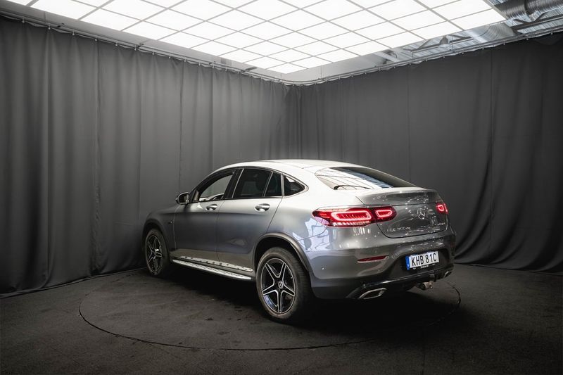 Mercedes GLC300 bild 9