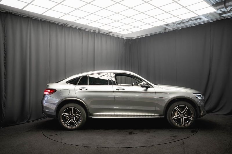Mercedes GLC300 bild 6