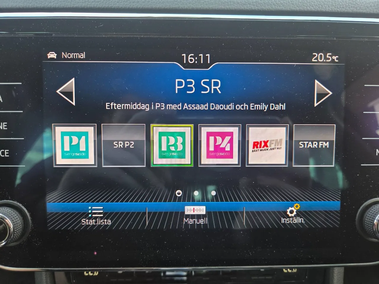 Vehicle image 21