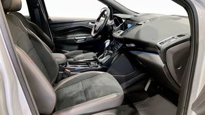 Ford Kuga bild 3