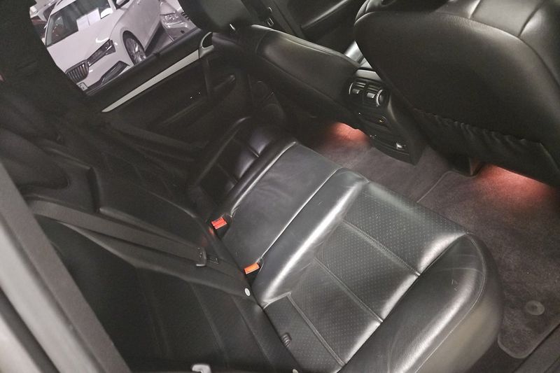 Porsche Cayenne bild 12