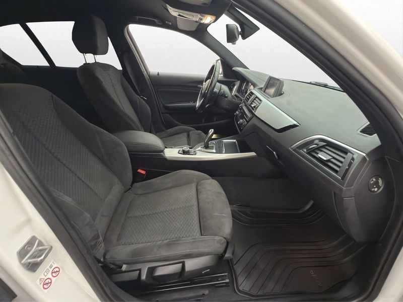 BMW 120 bild 23