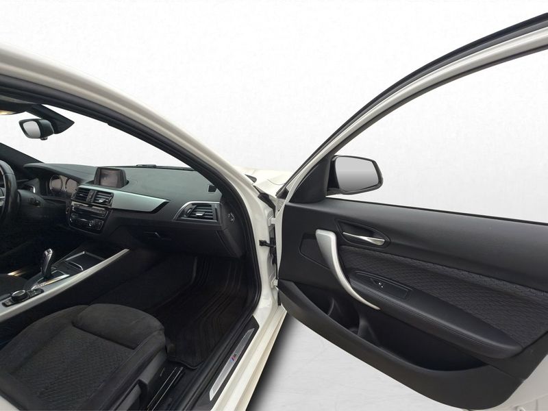 BMW 120 bild 24
