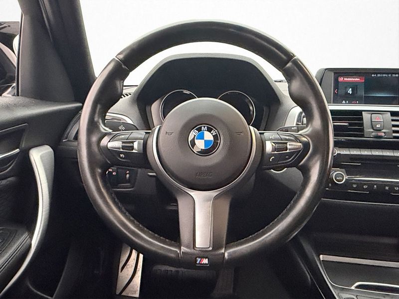 BMW 120 bild 14