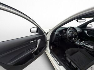 BMW 120 bild 11