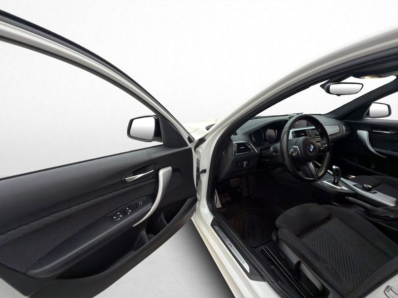 BMW 120 bild 11