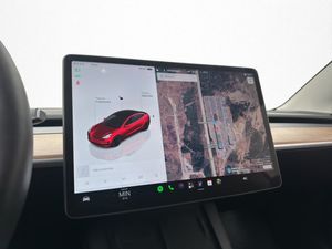 Tesla Model 3 bild 19