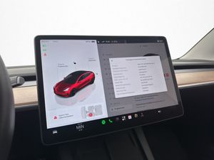 Tesla Model 3 bild 25