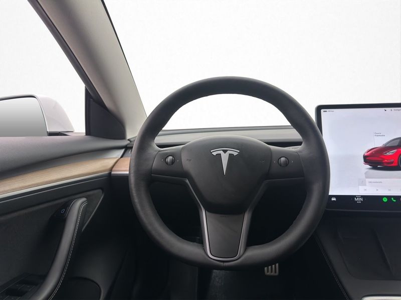 Tesla Model 3 bild 14