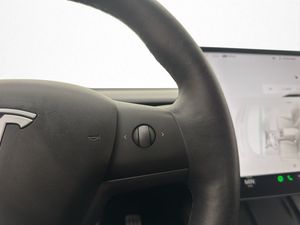 Tesla Model 3 bild 16