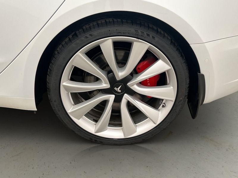 Tesla Model 3 bild 31