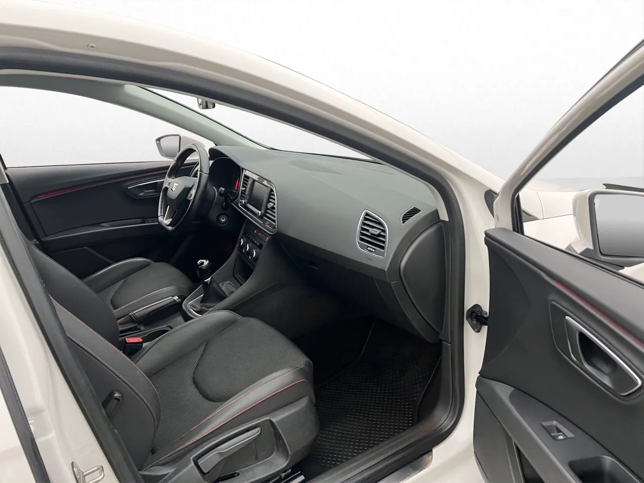 Vehicle image 21