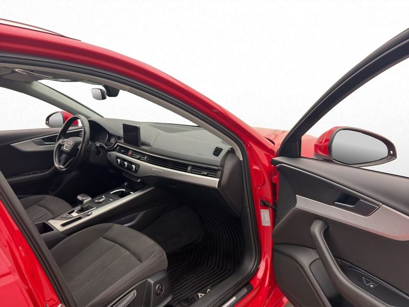 Audi A4 bild 24