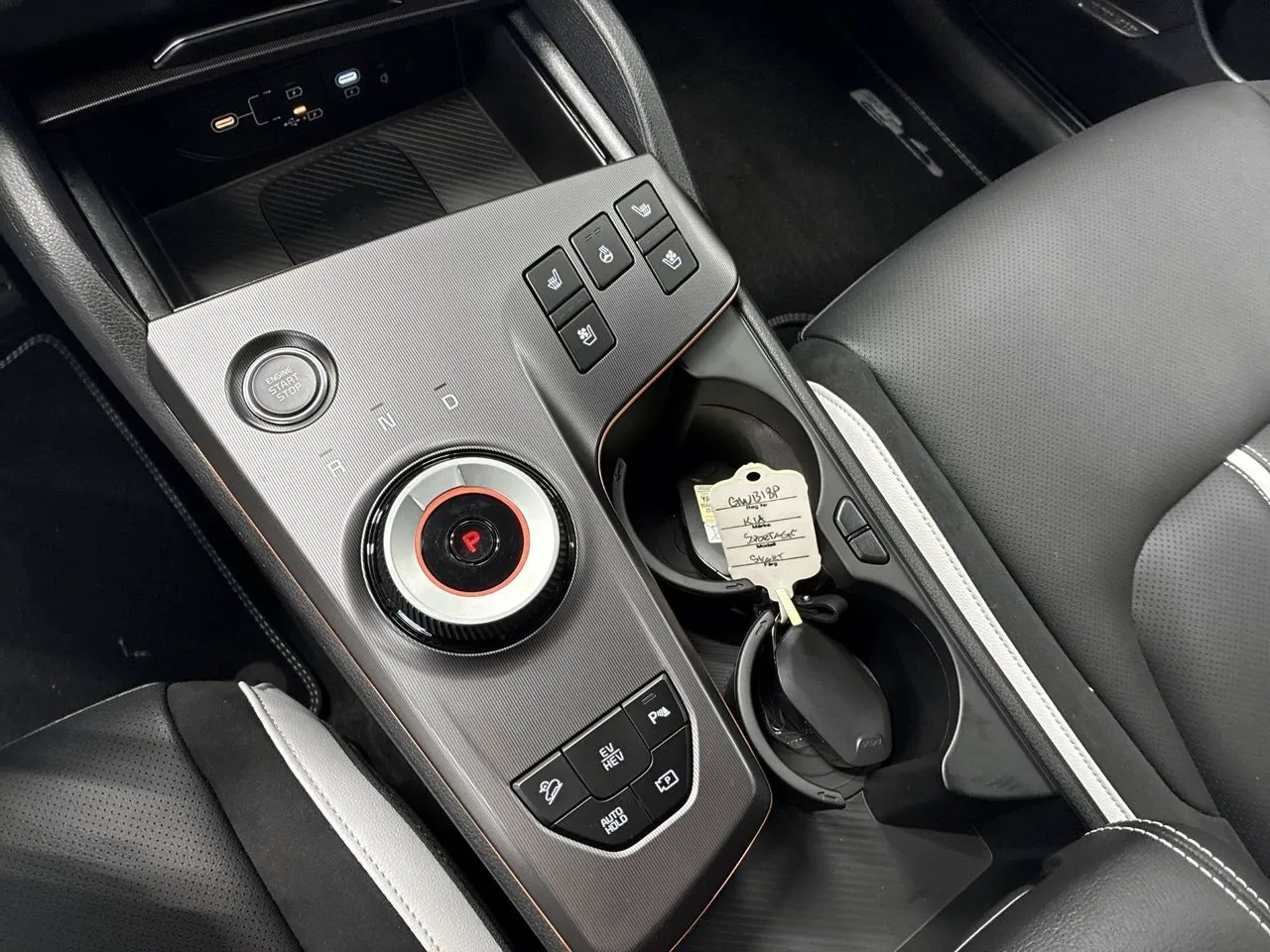 Vehicle image 18