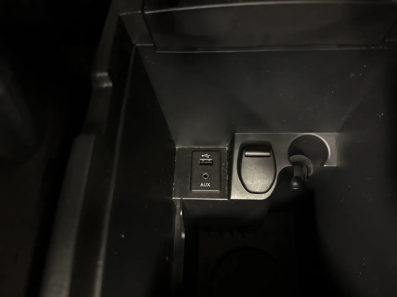 Vehicle image 23