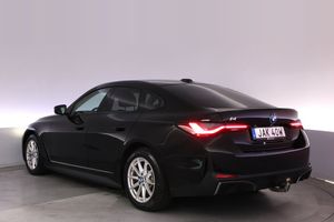 BMW i4 bild 4