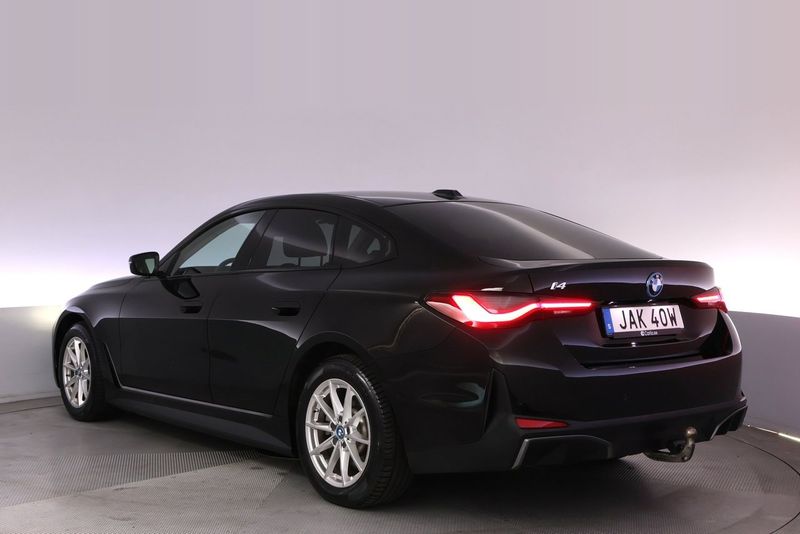 BMW i4 bild 4