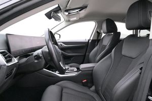 BMW i4 bild 9